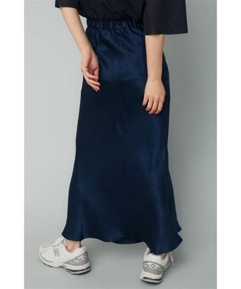 Herin Cye（ヘリンドットサイ）の「satin Skirt（スカート）」 Wear