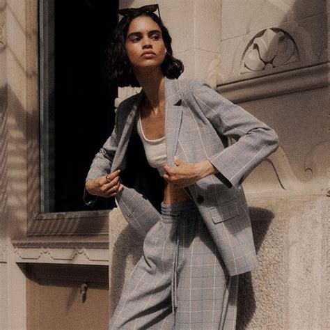 5 Oversized Fall Pieces We Can't Get Enough of | The Everygirl