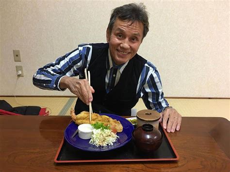 ヒロ寺平さんのインスタグラム写真 ヒロ寺平instagram「そして晩飯。 日本海側の萩から瀬戸内海沿いの秋穂に山口県を縦断。 秋穂と