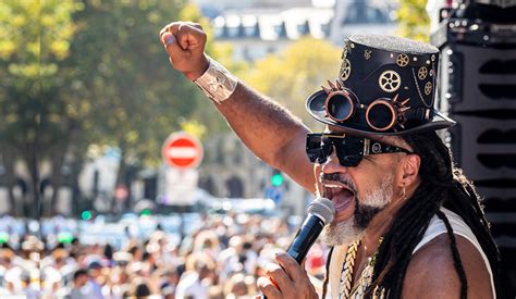 Carlinhos Brown E Orquestra Ouro Preto Se Unem Em Concerto Gratuito Na