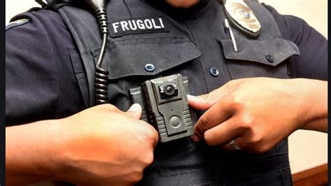 Should All Police Officers Be Required To Use Body Cameras While On Duty