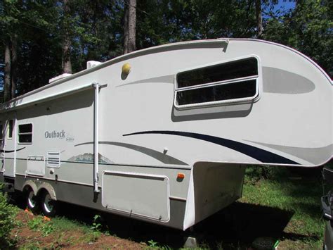 2005 Used Keystone Outback 28frls Fifth Wheel In Georgia Ga