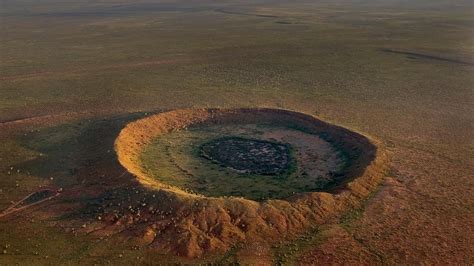 geologists discover ancient meteorite impact crater  scotland
