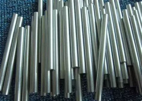 kinds  metals formed    dozen ways