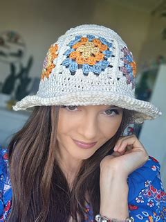 Ravelry Crowning Rose Hat Pattern By Drops Design