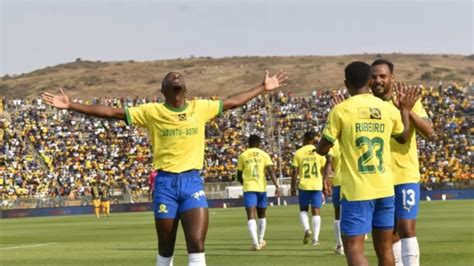 Peter Shalulile Double Sends Mamelodi Sundowns Into MTN8 Final Soccer