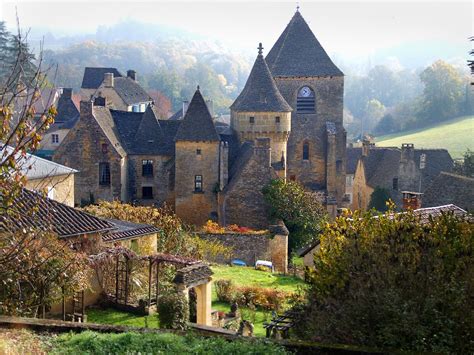 10 Scenic Villages In Europe | Save A Train