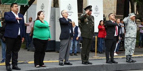 Izamiento De Bandera Con Motivo De La Independencia De M Xico Supremo