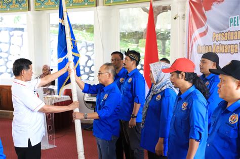 Pengurus PWI Kota Solok Resmi Dilantik Wako Solok Harap Peran Pers