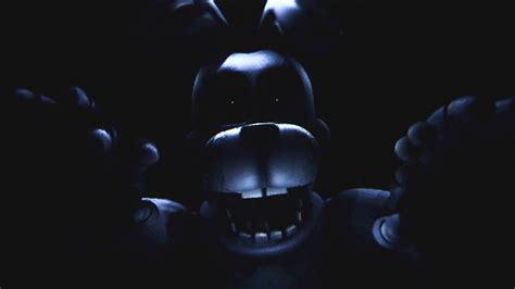 Si Tu Ne Regardes Pas Cet Animatronique Tu Seras En Danger Youtube