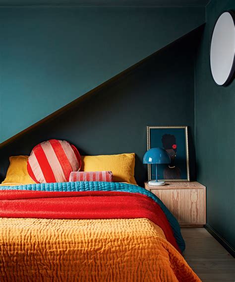 dark bedroom ideas decorating 5