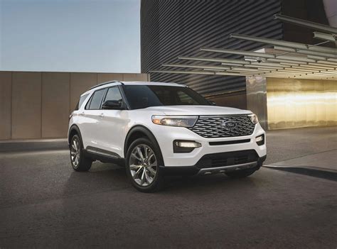 Ford adds Platinum trim level to 2021 Explorer Hybrid SUV - EV Pulse