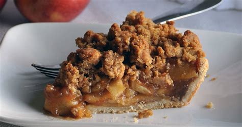 Best Apple Pie Recipe • Pie | OfBatter&Dough