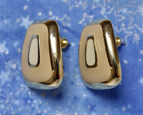 Boucles doreilles Napier vintage des années 80 Enamel Ivory Brown