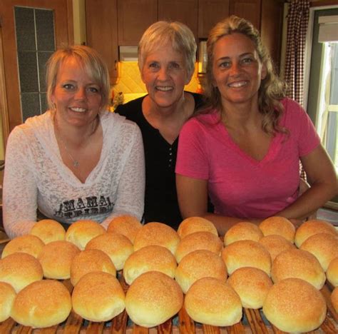 Mennonite Girls Can Cook Saturday In Bettys Kitchen Mennonite Girl