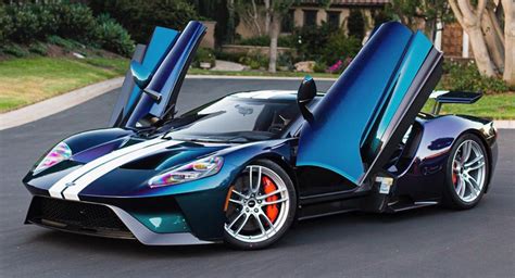 It Cost $100,000 to Give This Ford GT a Color-Shifting Mystichrome ...