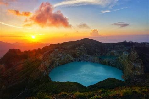 Selain Labuan Bajo Ini 5 Tempat Wisata Memukau Di Flores