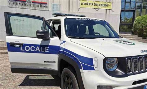 San Benedetto Blitz Di Vigili E Guardia Di Finanza Abusivi In Fuga