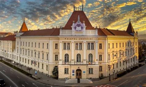 Protest Curtea de Apel Alba Iulia și o parte din instanțele