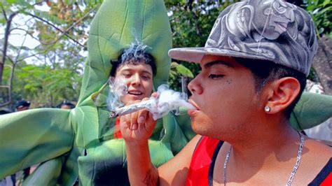 Senado De Brasil Aprueba Proyecto Para Criminalizar Posesión De Drogas