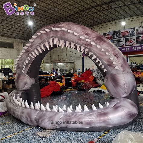 4m Inflatable Shark Mouth Arch Beach Game For Summer Fun Weflatables