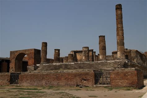 Temple Of Jupiter Capitolium Pompeii Province Of Napl Flickr