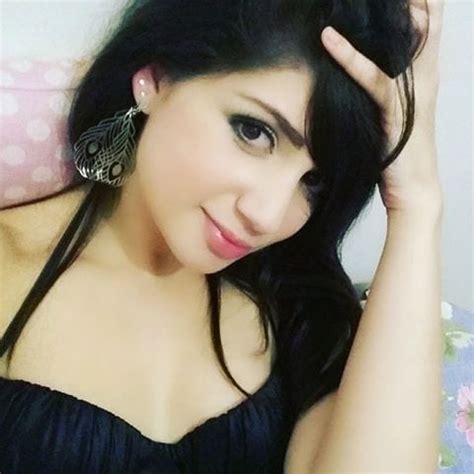 Britney Bitch Modelo Erótica e Atriz Ganhadora do Prêmio Sexy Hot Mandou Recado em Rede Social e