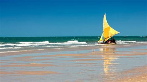 Hotels near Canoa Quebrada Beach (Canoa Quebrada) from $24/night - KAYAK