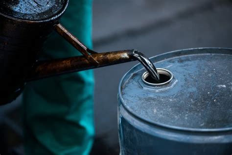 Crude Oil Price to Rise Above $60 a Barrel? - Best Finance Blog