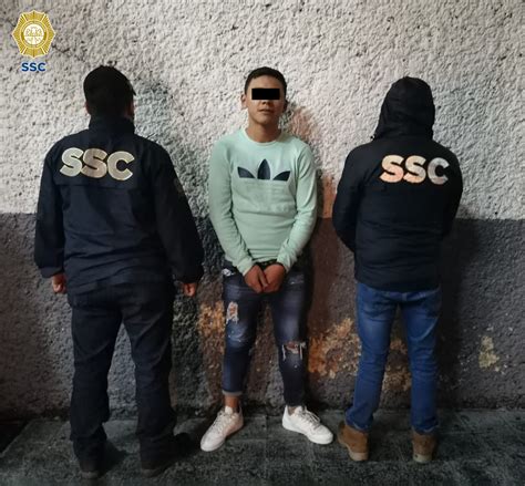 En Álvaro Obregón Efectivos De La Ssc Detuvieron A Un Hombre En Posesión De Un Arma De Fuego Y