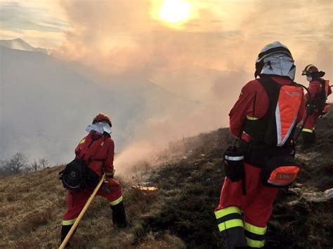 La Ume Y Los Servicios De Emergencias C Ntabros Intercambiar N