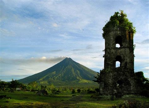 Mayon Volcano Beautiful Spot In The Philippines Of Beach Park