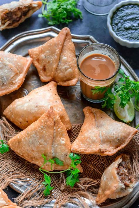 Best Homemade Punjabi Aloo Samosa Recipe