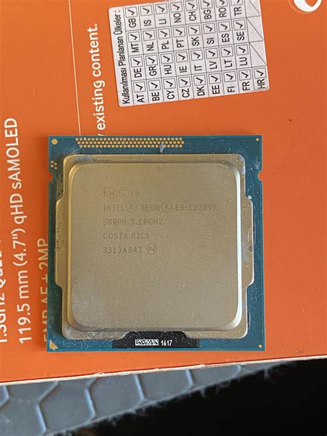 Intel Xeon E V Ghz Mb Core Lga Lemci Donan Mhaber