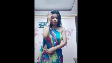 Desi Aunty Stripping Saree Big Tits Porn XHamster