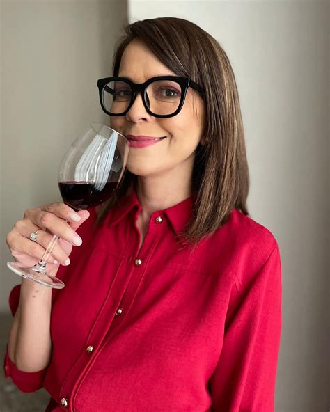 ¿Quién es Gabriela Aguilar, la periodista que moderará el segundo