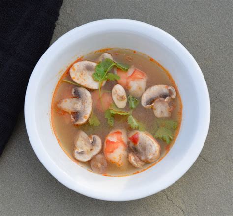 Thai Hot And Sour Soup With Shrimp {tom Yum}