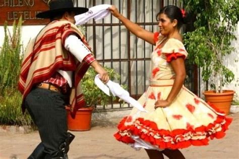 Trajes Típicos De Las Regiones De Chile