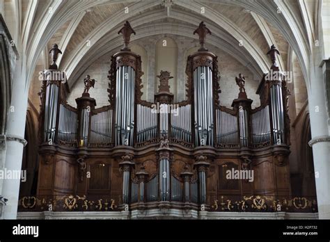 Pipe organ in the Bordeaux Cathedral in Bordeaux, Aquitaine, France ...