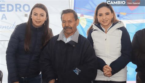 Paola Angon y María de la Barrera arrancan entrega de chamarras Abraza