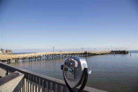 Binoculars looking at ocean in Dunkirk, MD