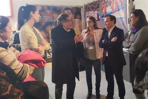 El Socialista Pepu Hern Ndez Visita Nuestro Museo Del Deporte Soyde