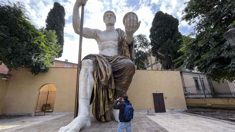 El Coloso De Constantino Revive En Roma La Gran Obra De Una Empresa De