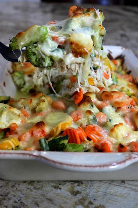 Easy Cheesy Chicken Vegetable Casserole