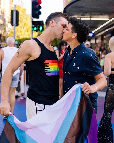 Top Gay Instagrammers And Gay Instagram Accounts To Follow