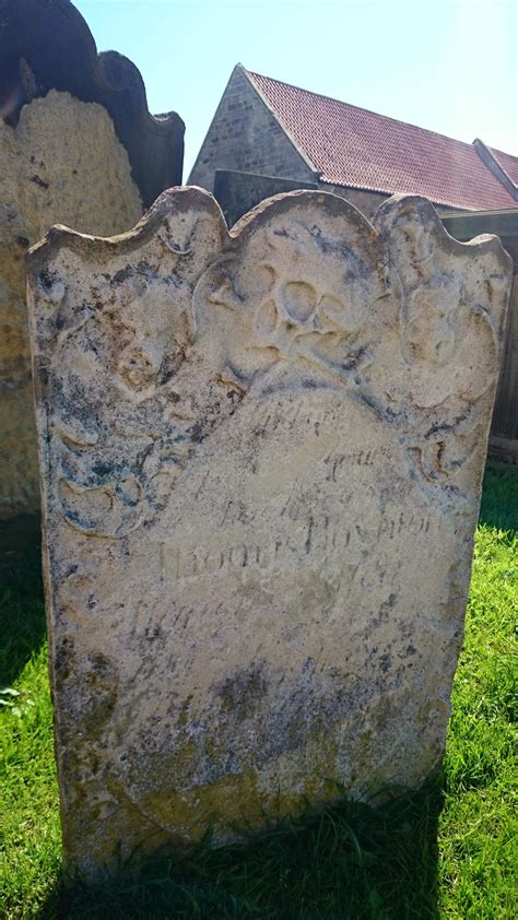 Photo's from my 'phone: Dracula's Grave, Whitby??