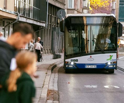 Komunikacja miejska w Krakowie 2024 Zmiana rozkładu jazdy autobusów