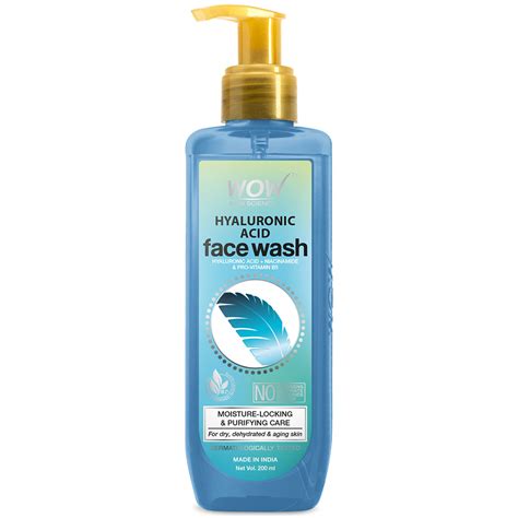 Hyaluronic Acid Face Wash at Best Price in India | Healthkart.com