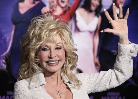 Dolly Parton Refuses Tea With Kate Middleton Heres Why