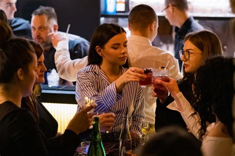 Nepušački lokal u Smederevu poklon damama za 8 mart SDCafe rs